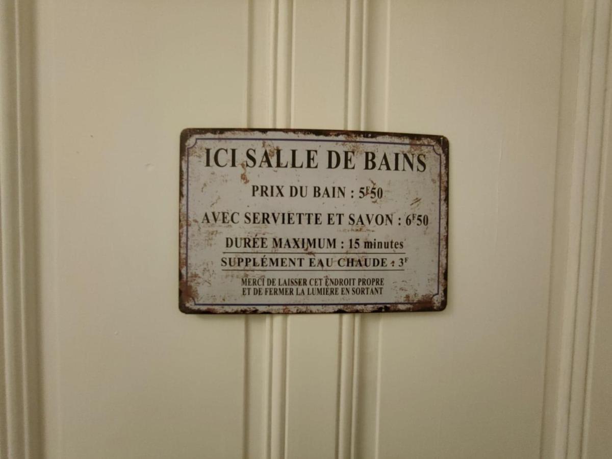 L'Empire D'Essences Appartement Valreas Luaran gambar