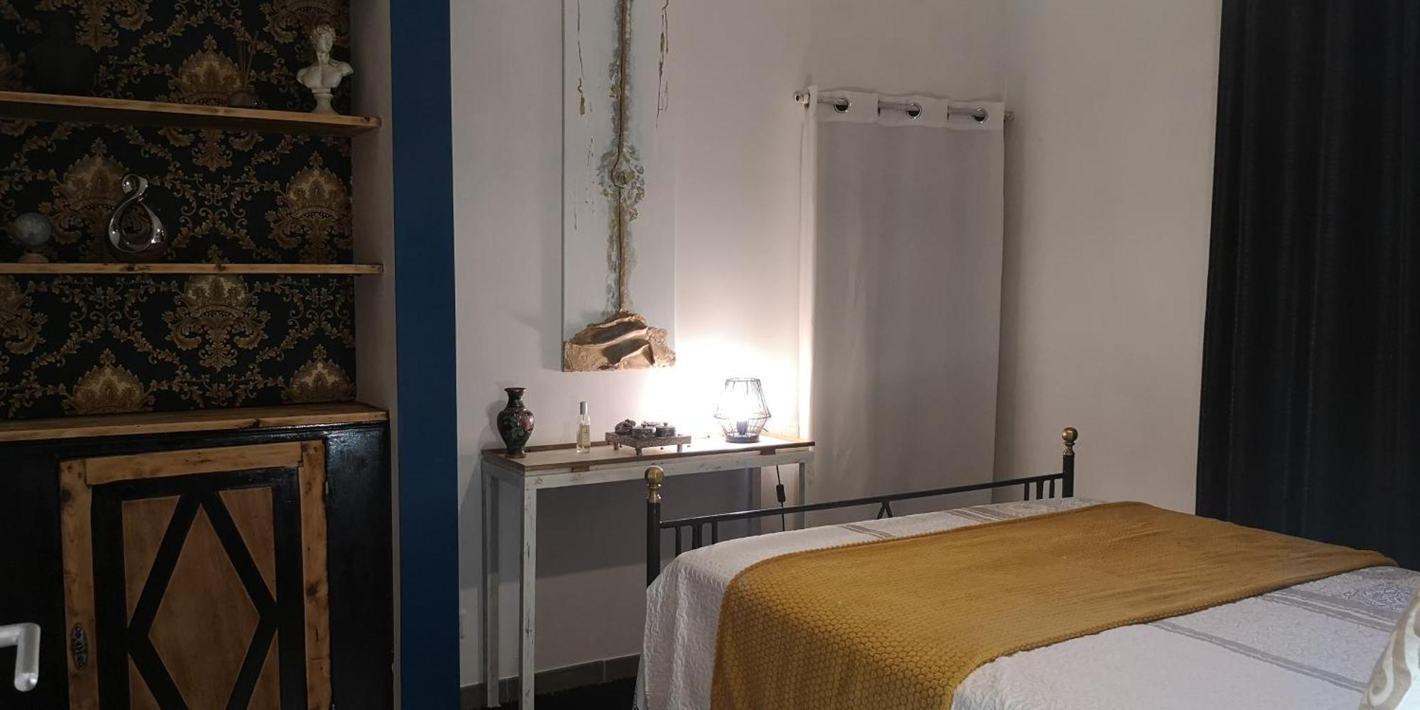 L'Empire D'Essences Appartement Valreas Luaran gambar