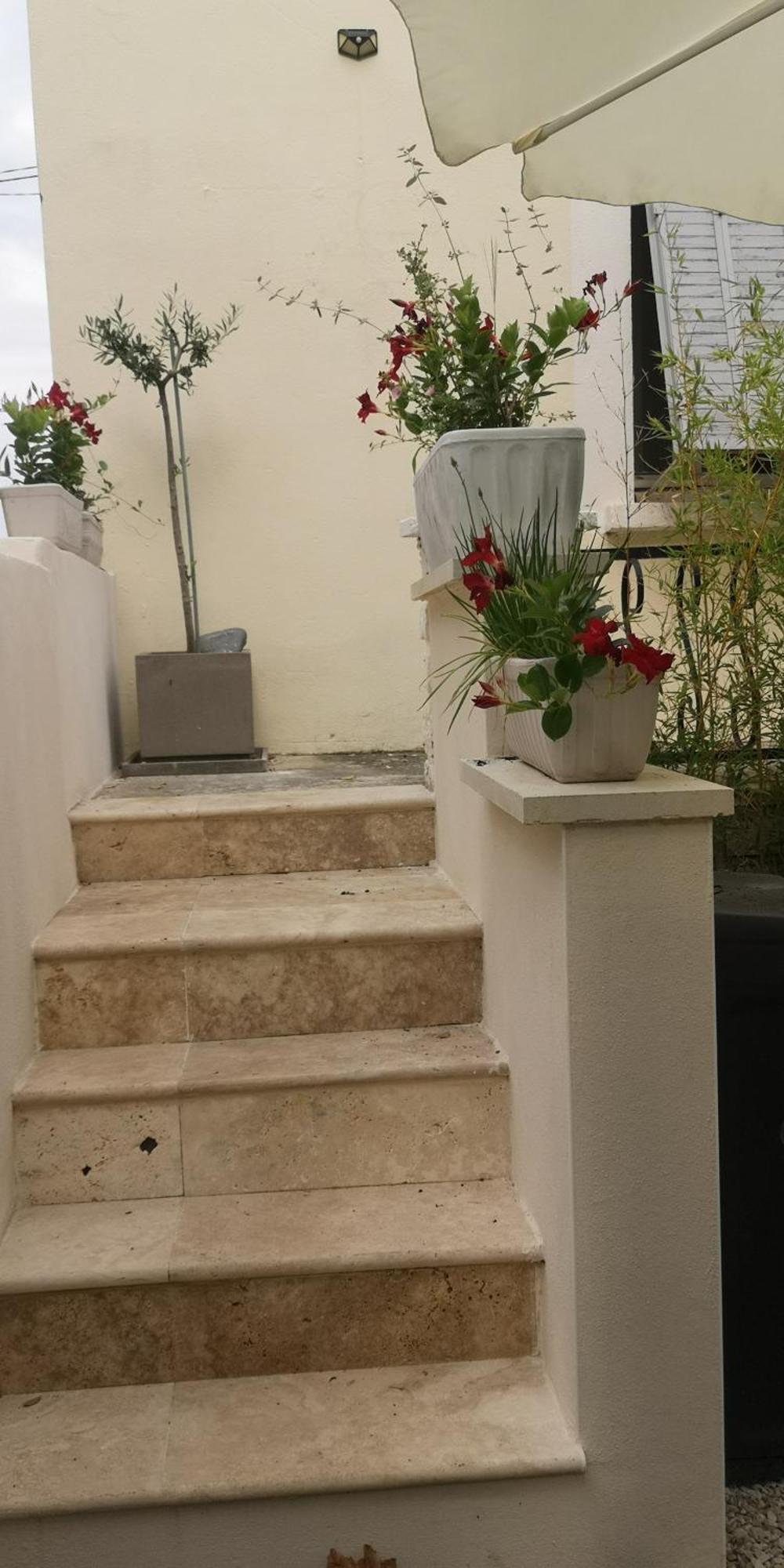 L'Empire D'Essences Appartement Valreas Luaran gambar
